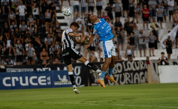 Elevate your open water skills: expert training techniques for elite swimmers